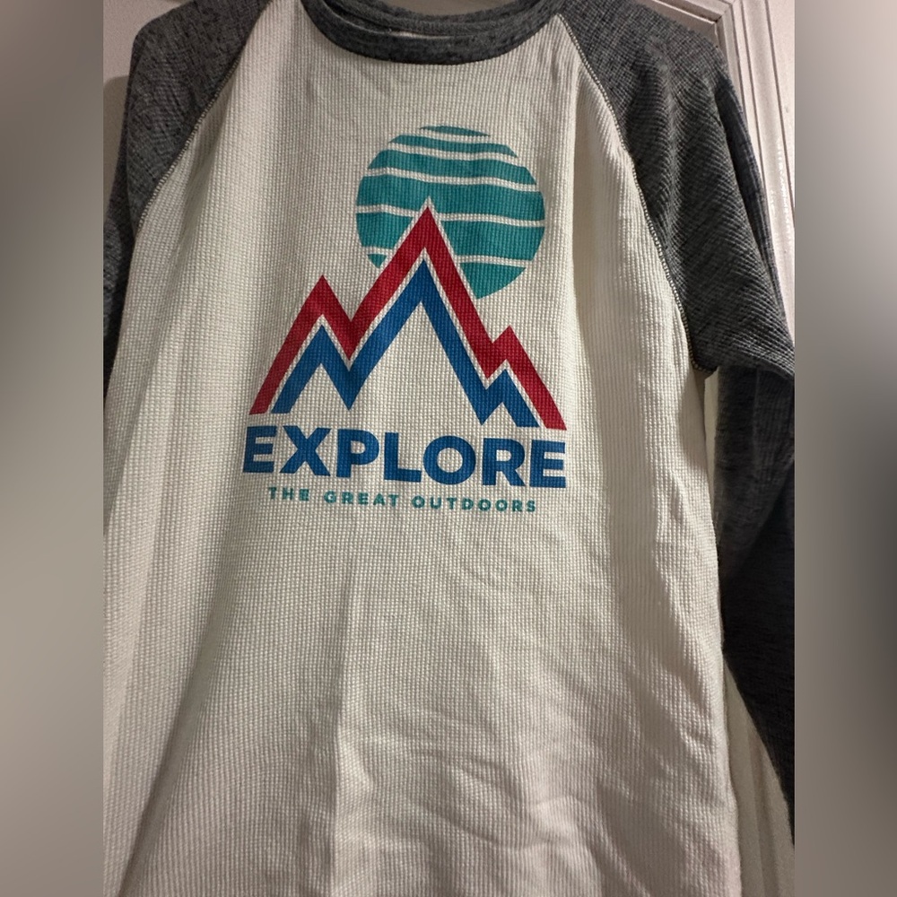 Old Navy Kids Explore Graphic Raglan Tee - Cream and Gray